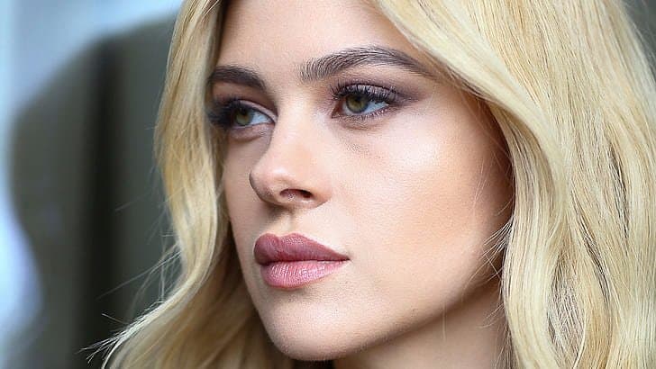 Nicola Peltz 6